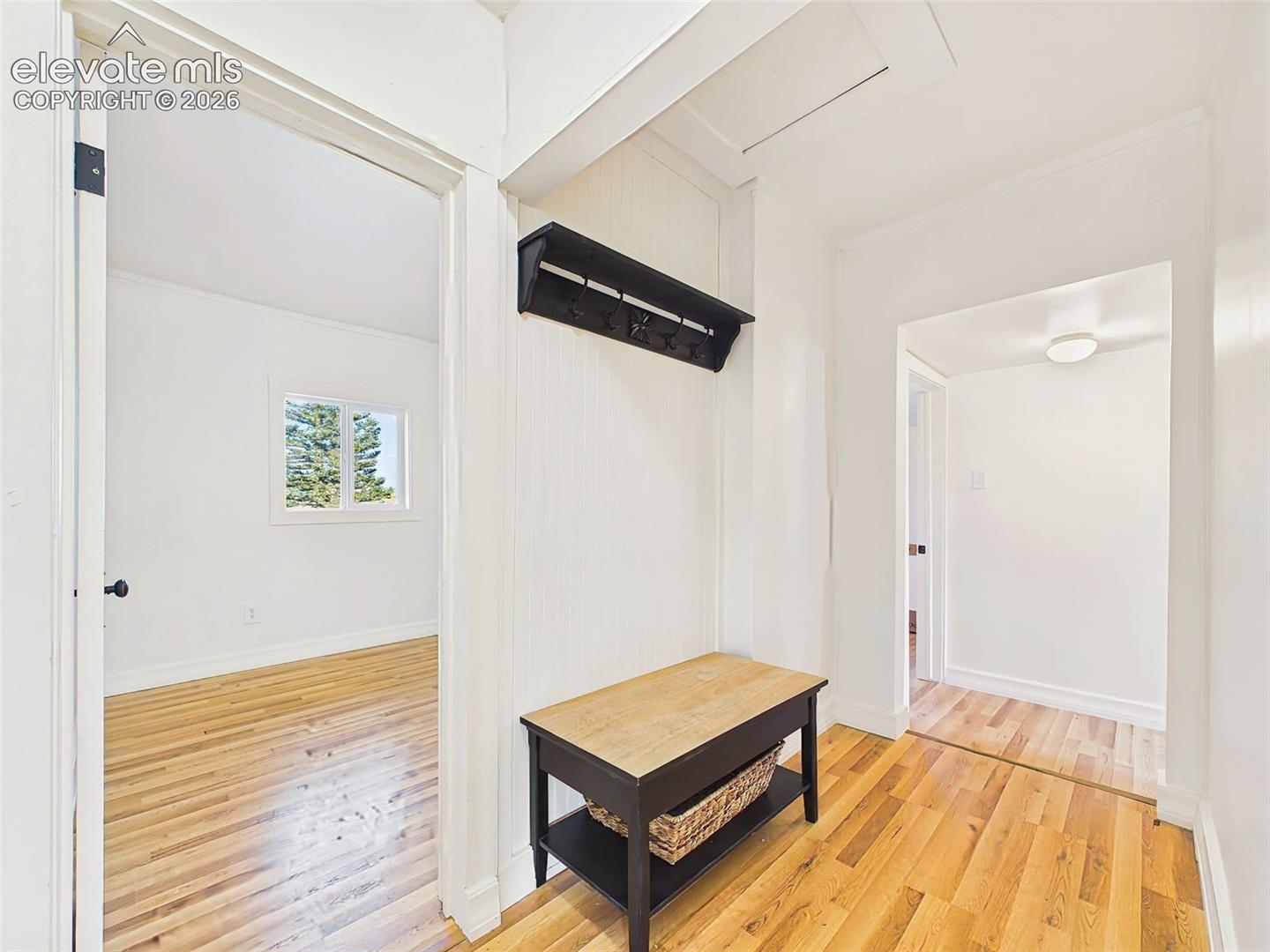 Listing photo 26 for 23015 Murphy Road