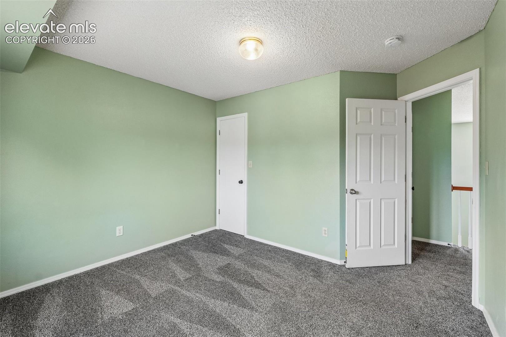 Listing photo 21 for 6065 Fescue Drive