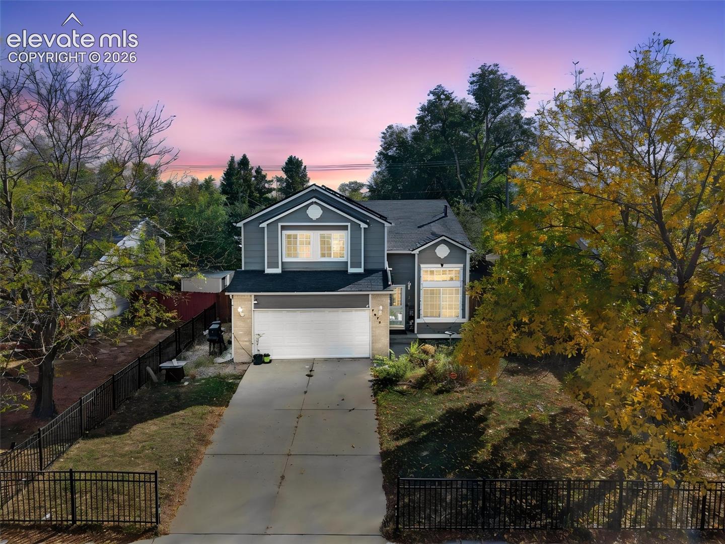 Listing photo 2 for 4674 Witches Hollow Lane