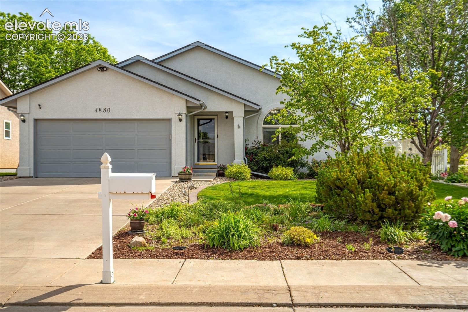 4880 Warbler Court
