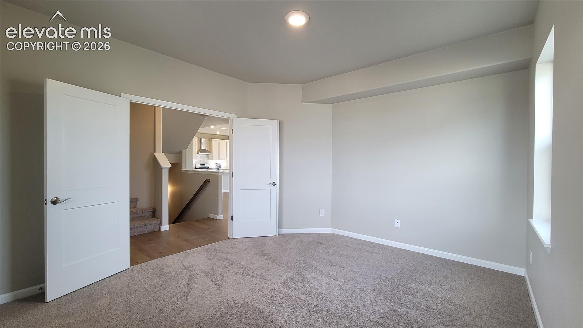 Listing photo 11 for 10651 Wolf Lake Drive