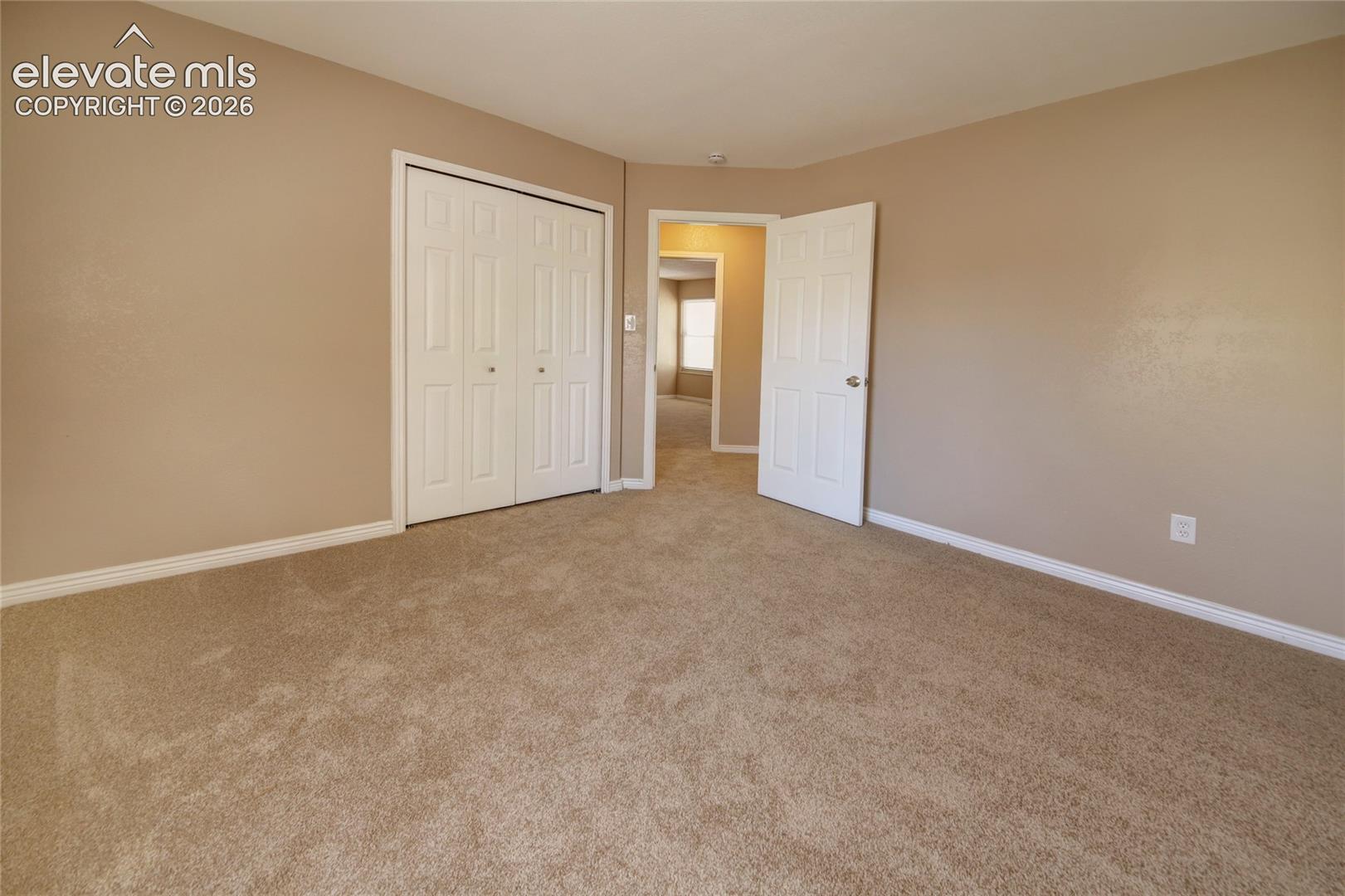 Listing photo 23 for 6425 Galway Drive
