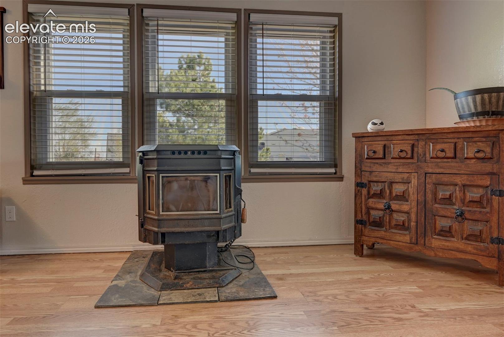 Listing photo 8 for 35355 Funk Road