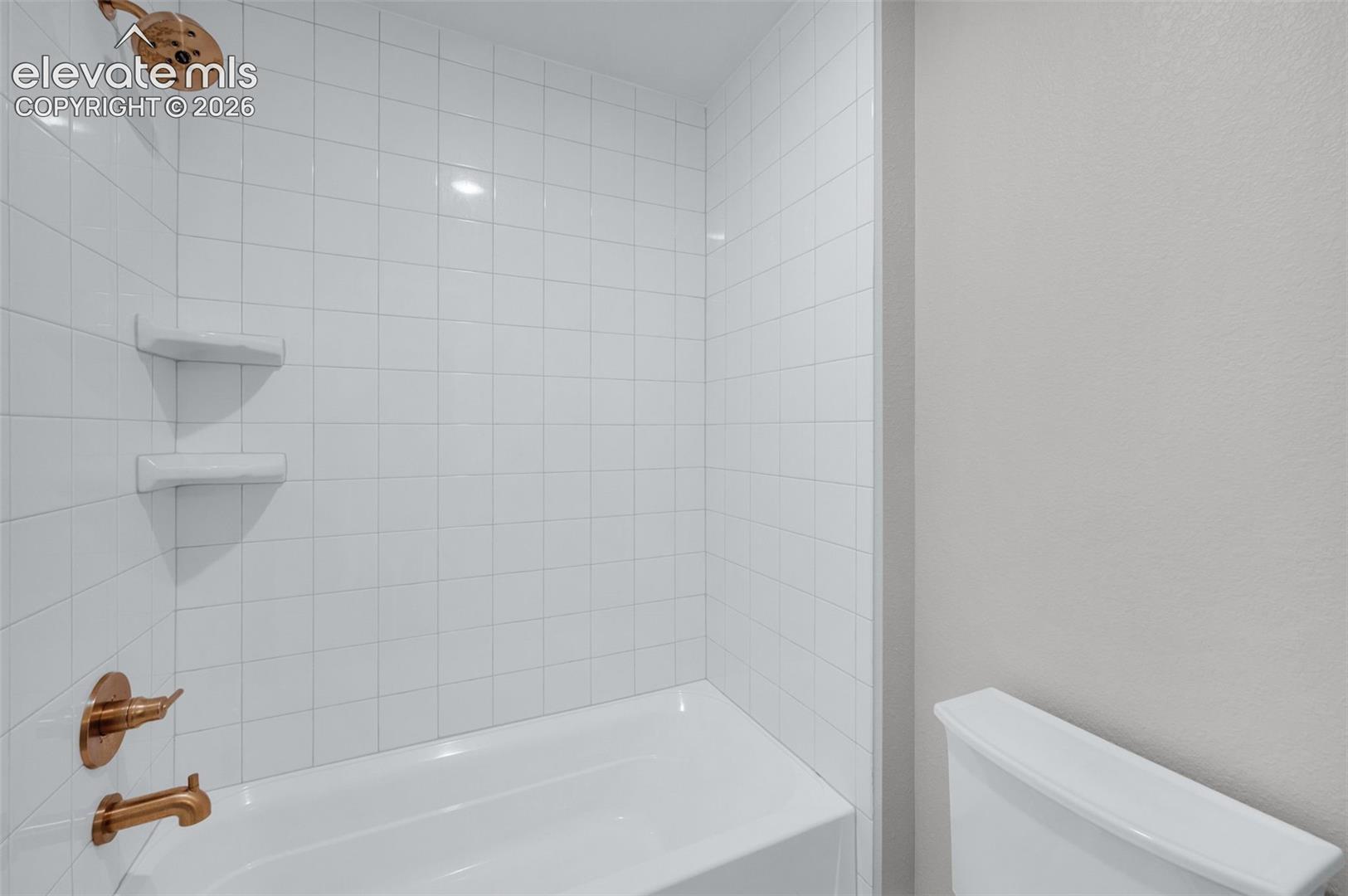 Listing photo 32 for 6151 Saddle Bow Avenue
