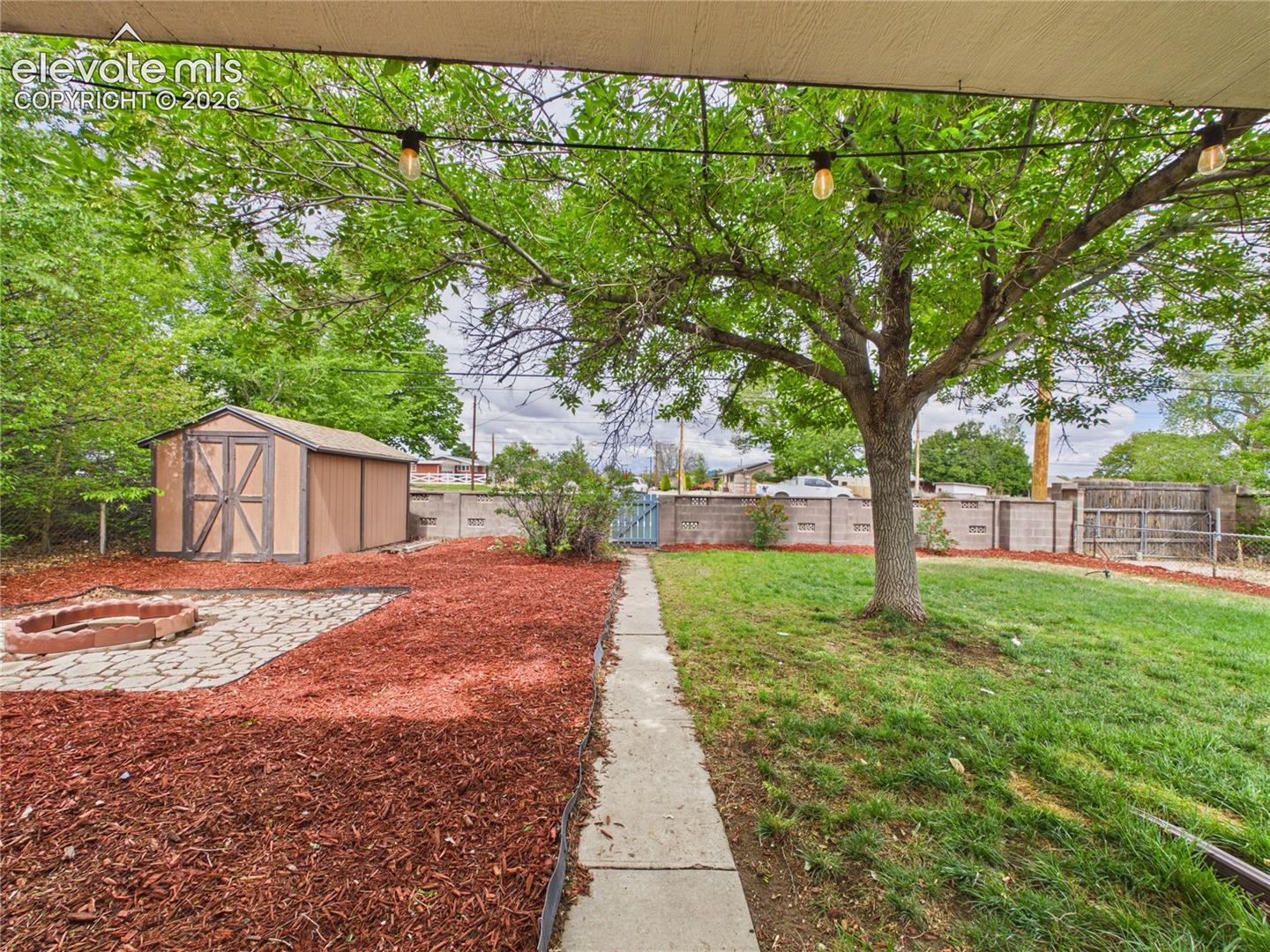 Listing photo 34 for 1615 Englewood Drive