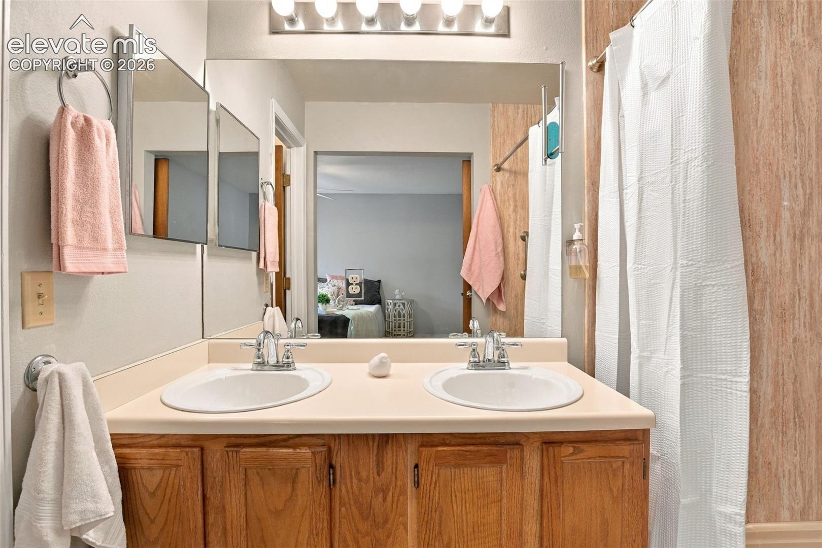 Listing photo 39 for 5960 Chokecherry Drive