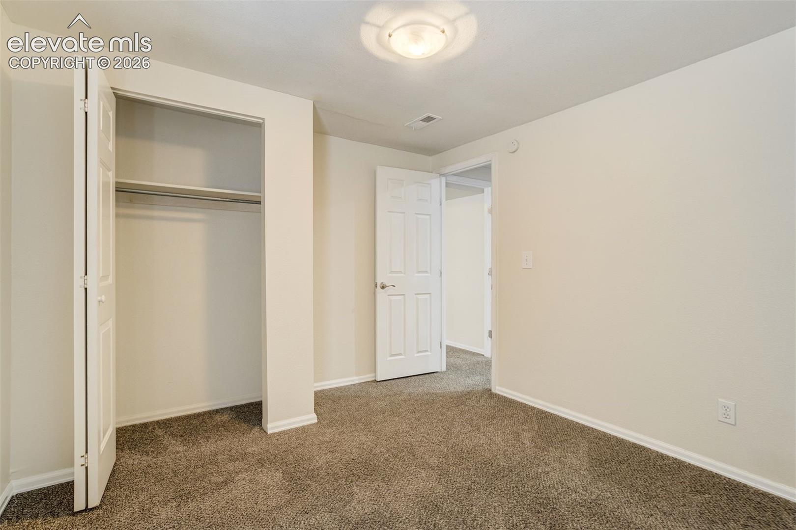 Listing photo 29 for 314 Cobblestone Drive