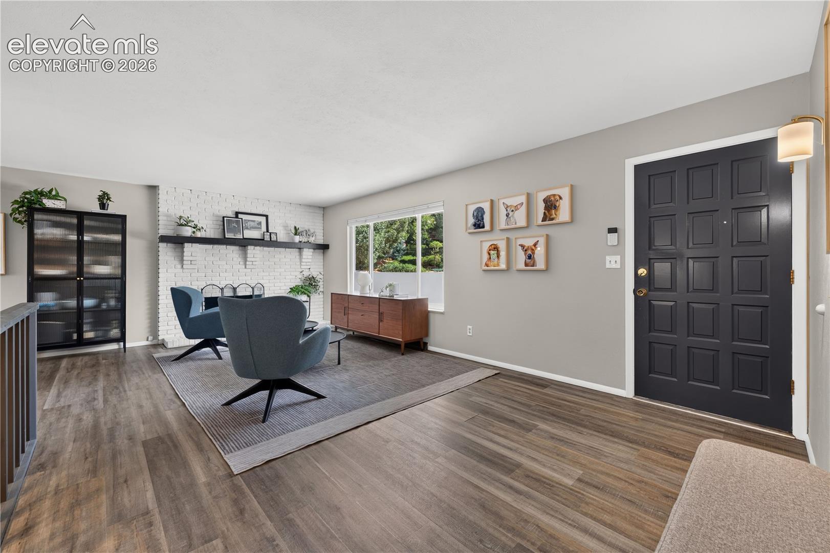 Listing photo 9 for 369 Burgess Drive