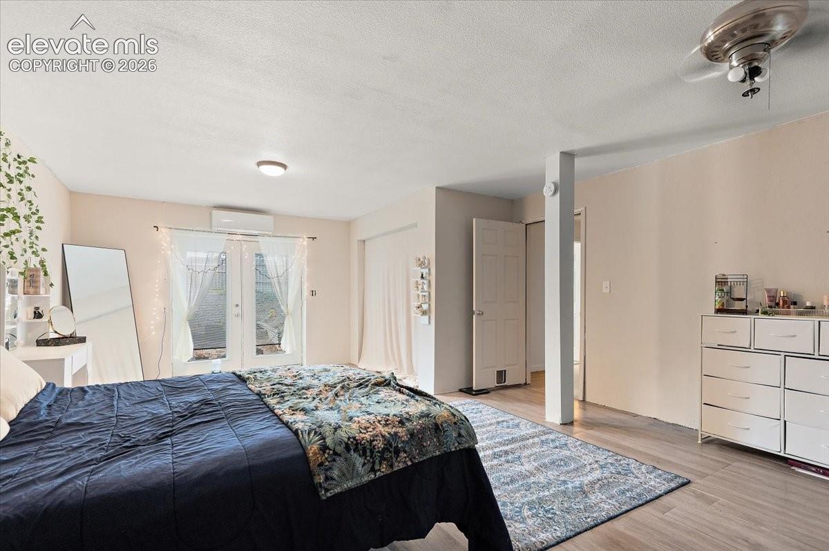 Listing photo 37 for 544 N Raymont Drive