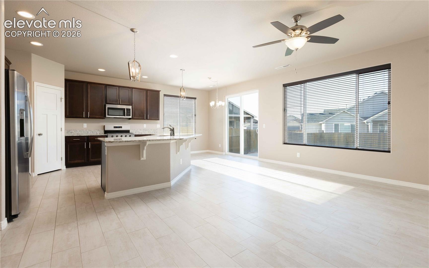 Listing photo 10 for 7684 Peachleaf Drive
