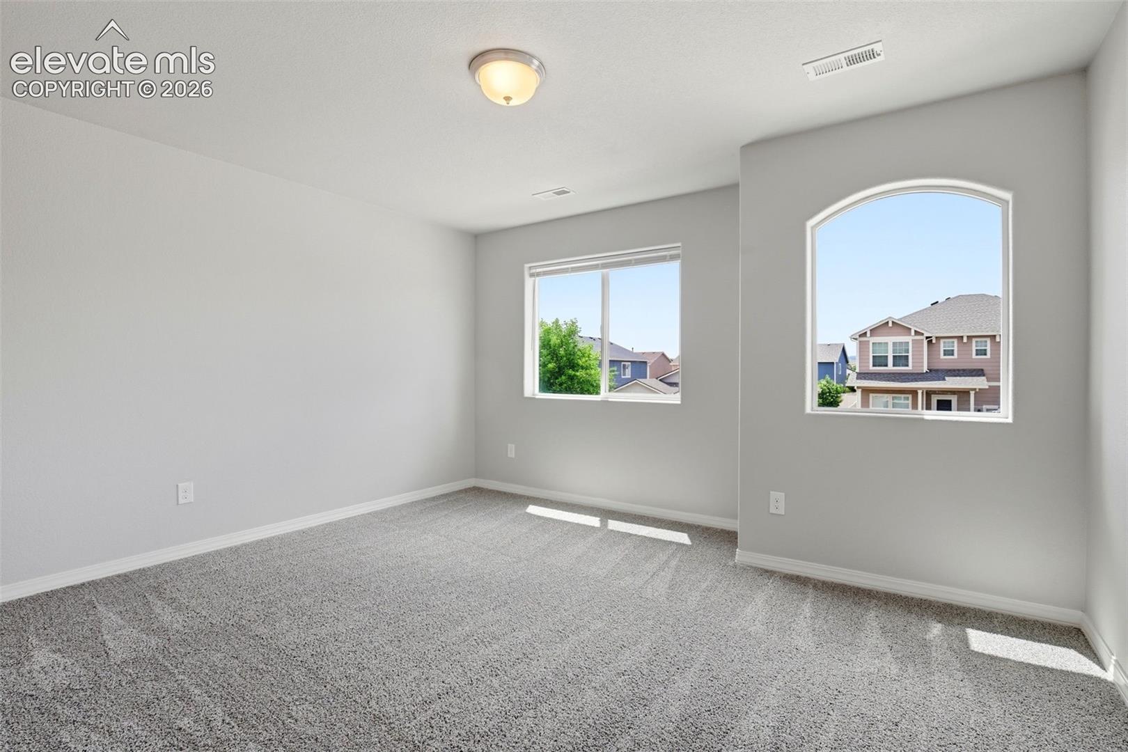 Listing photo 26 for 10725 Traders Parkway
