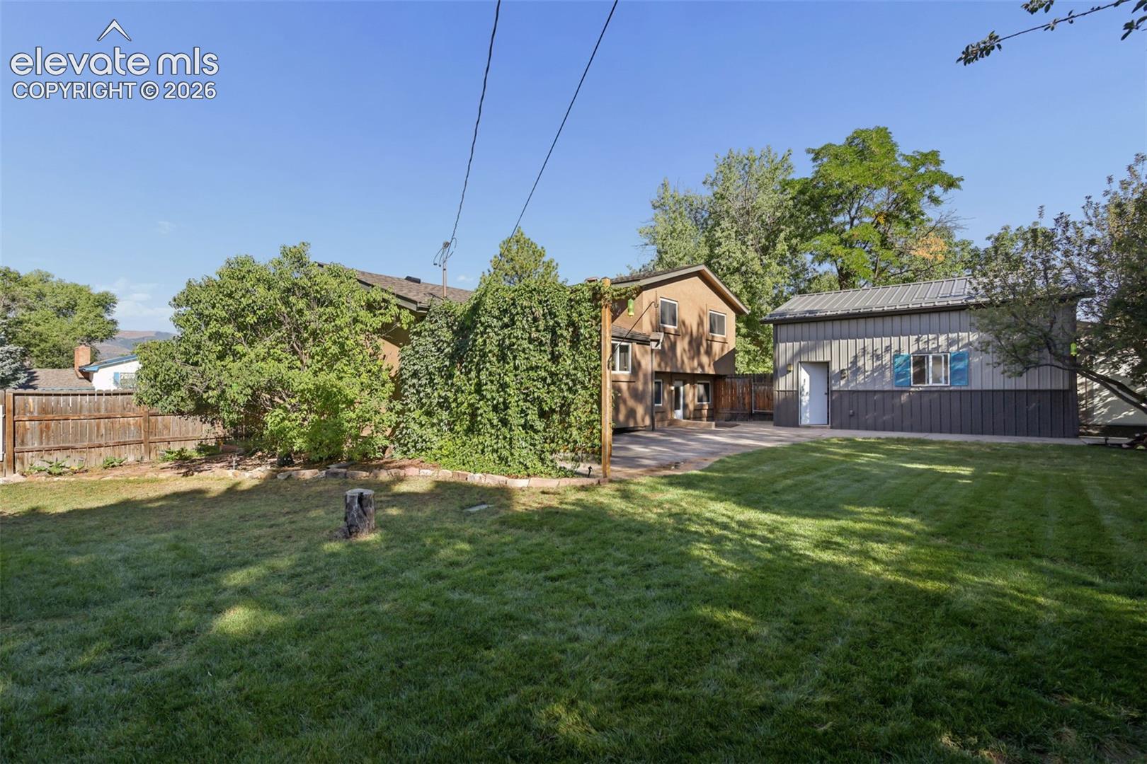 6723 Bishop Drive, photo 29