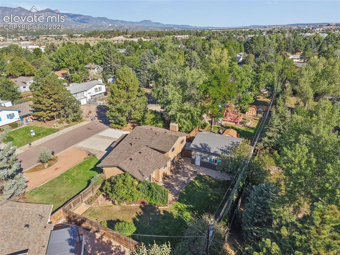 6723 Bishop Drive, photo 30