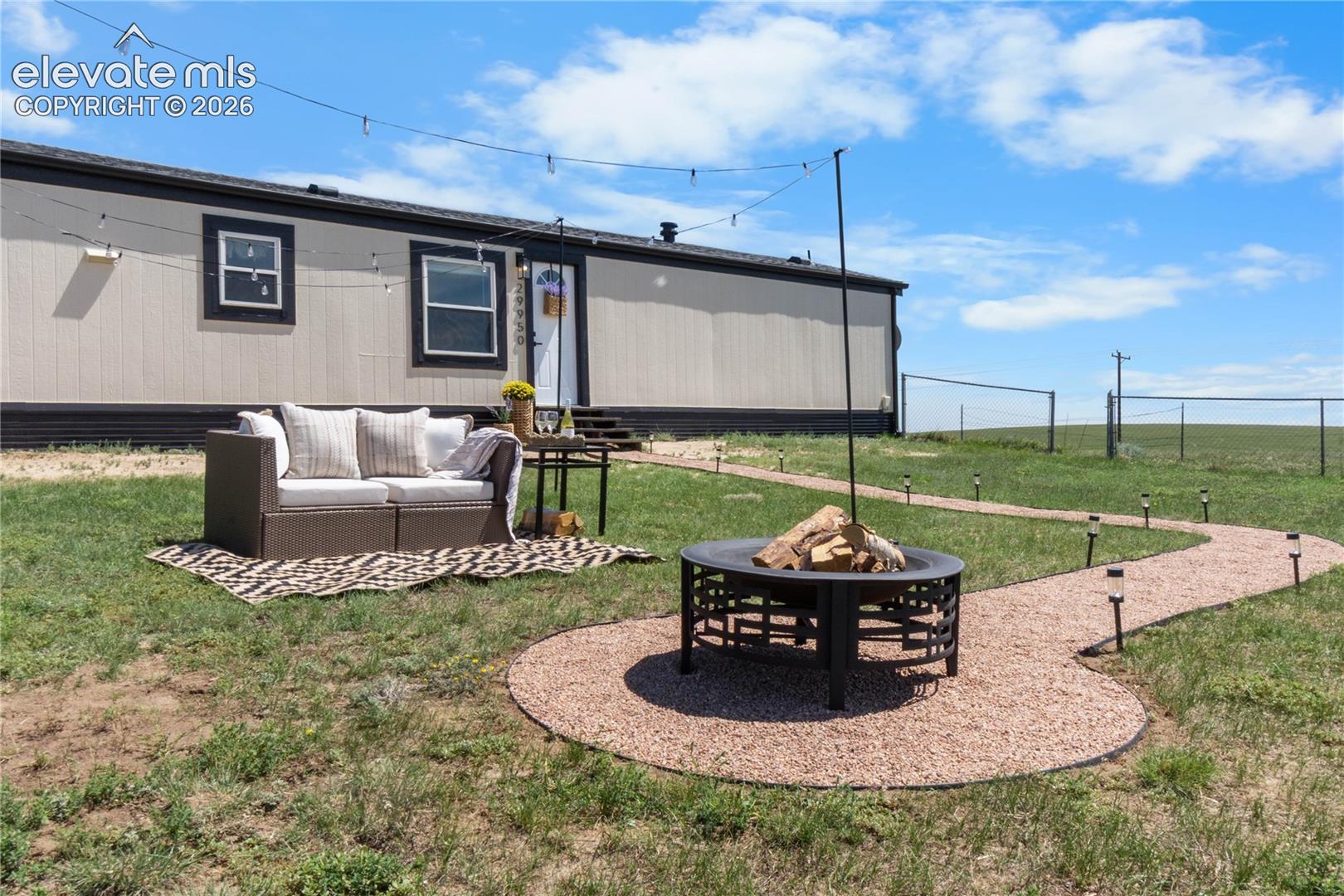 Listing photo 4 for 29950 Big Springs Road