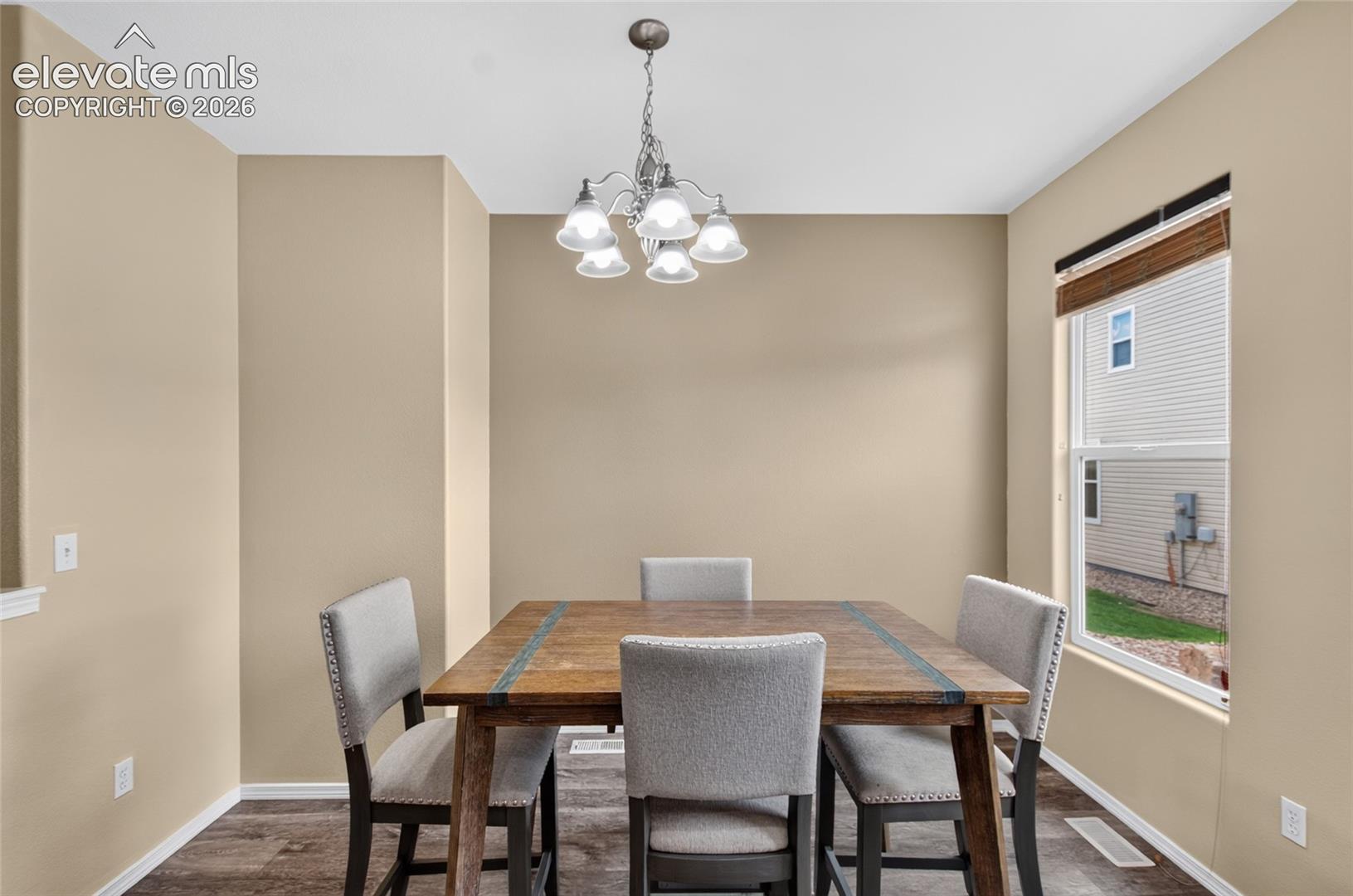 Listing photo 10 for 10576 Wells Point