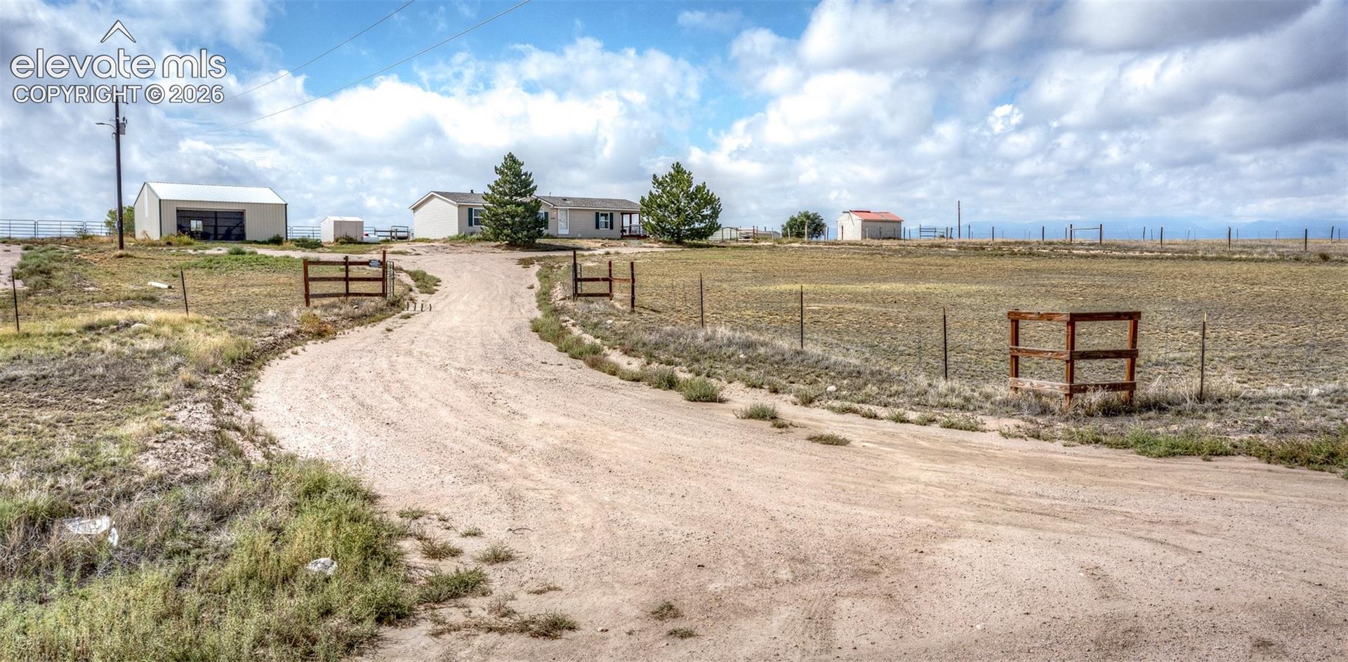 Listing photo 40 for 21430 La Piedra Point