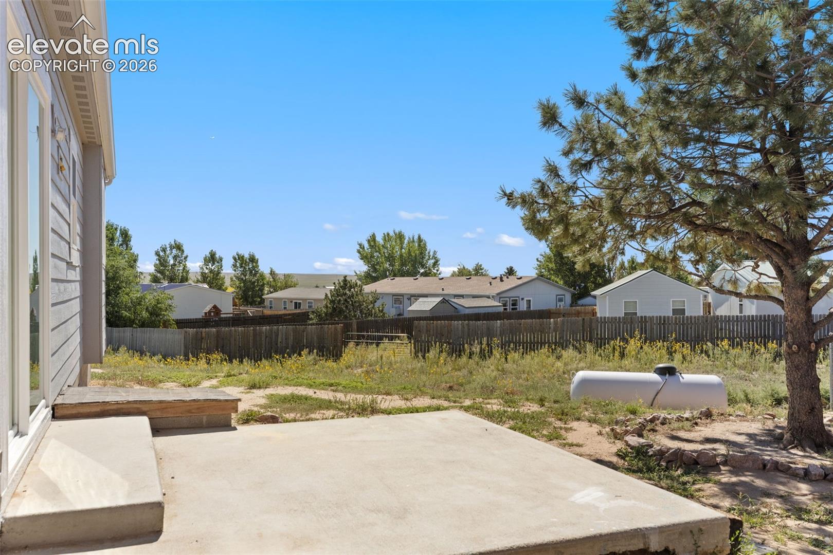 Listing photo 37 for 23767 Redtail Drive