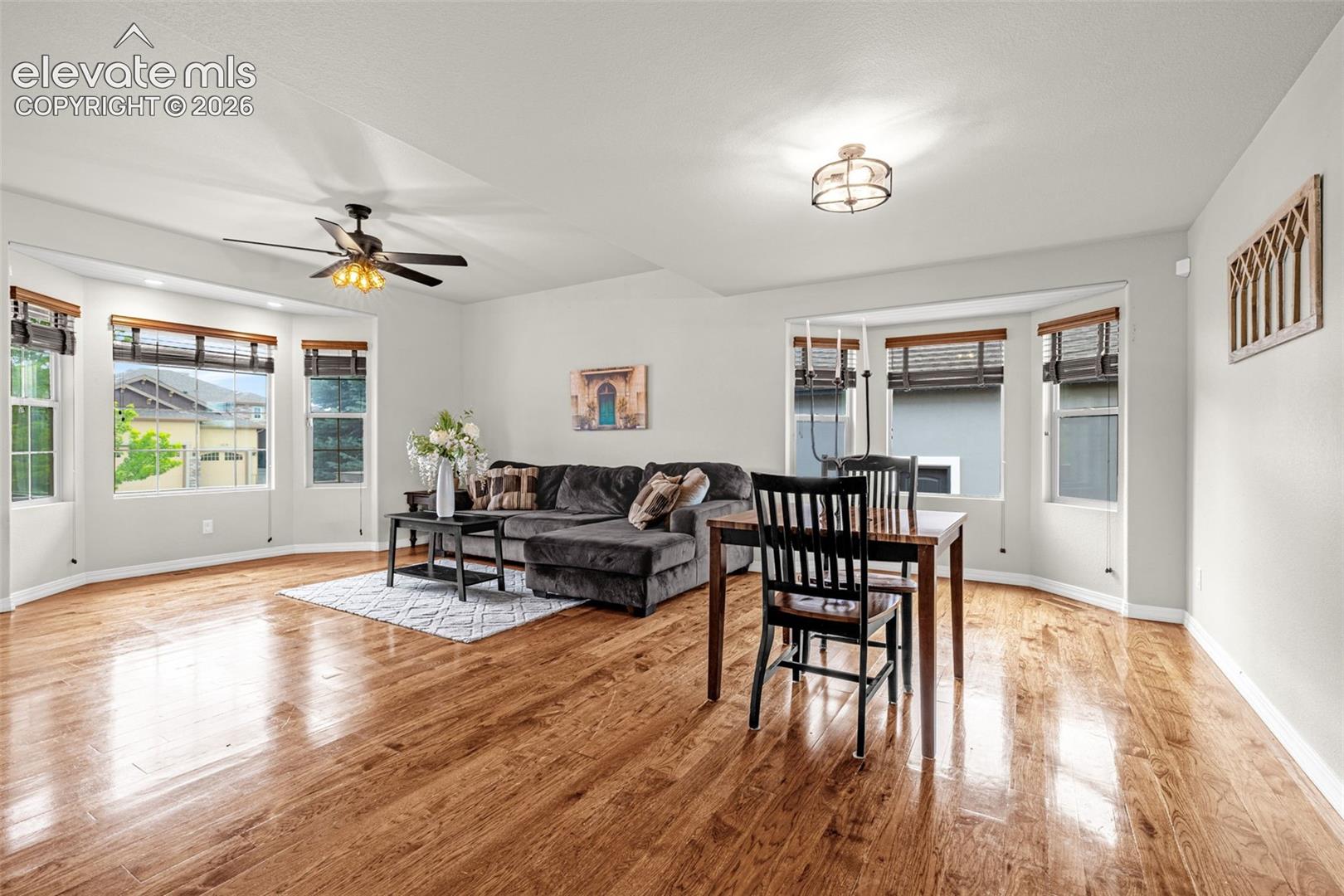 Listing photo 5 for 1528 Yellow Tail Drive