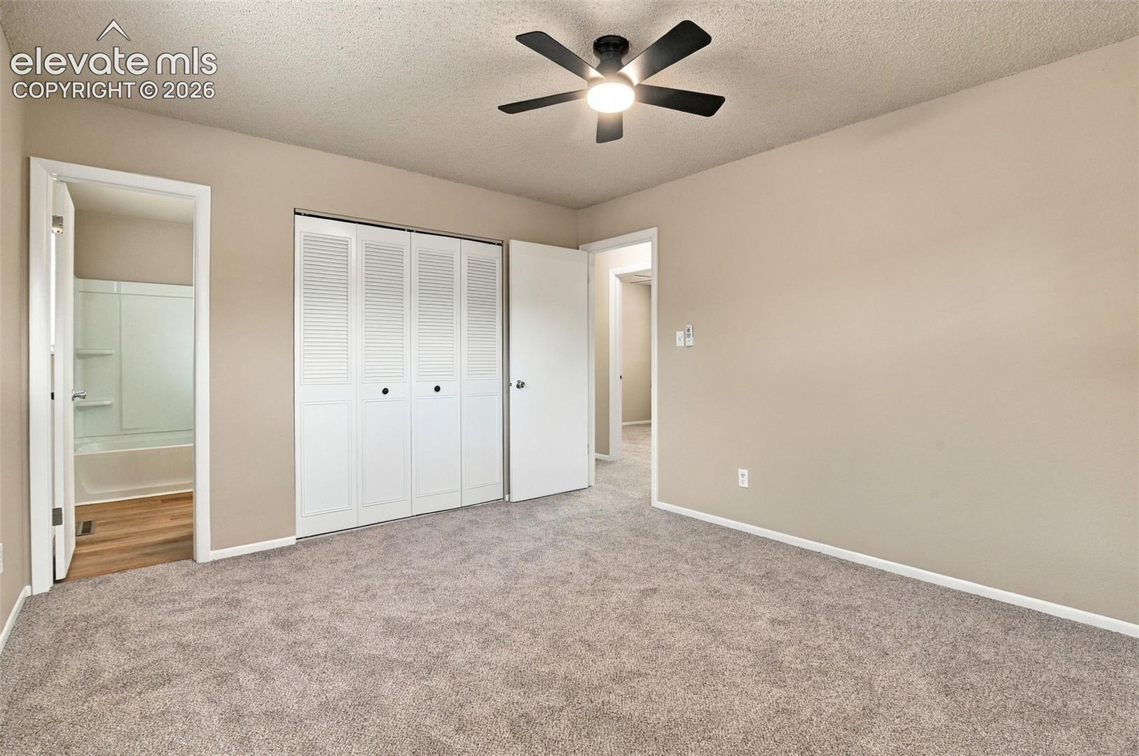 Listing photo 4 for 1070 Applewood Drive