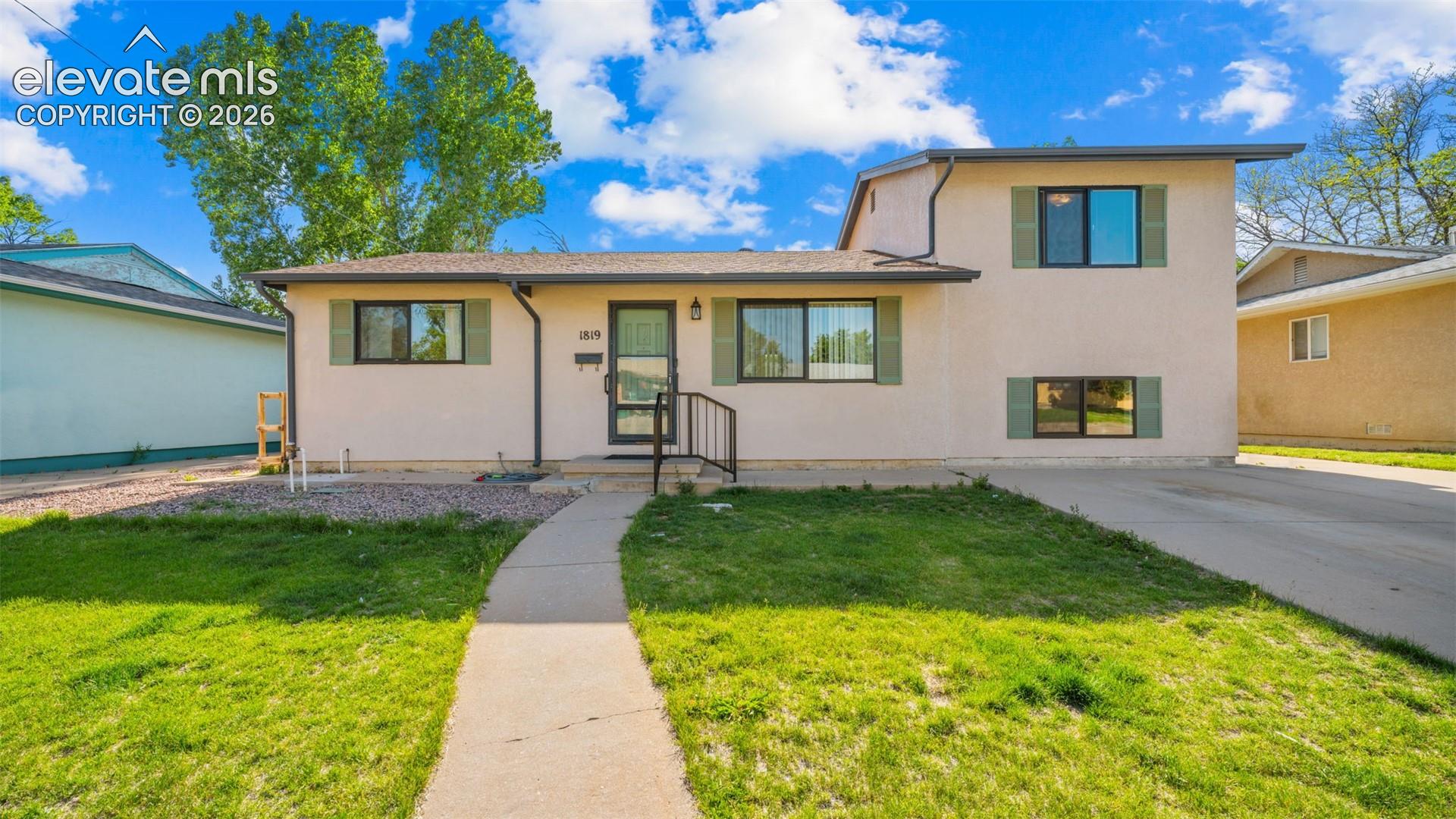 1819 Yakima Lane — listing photo