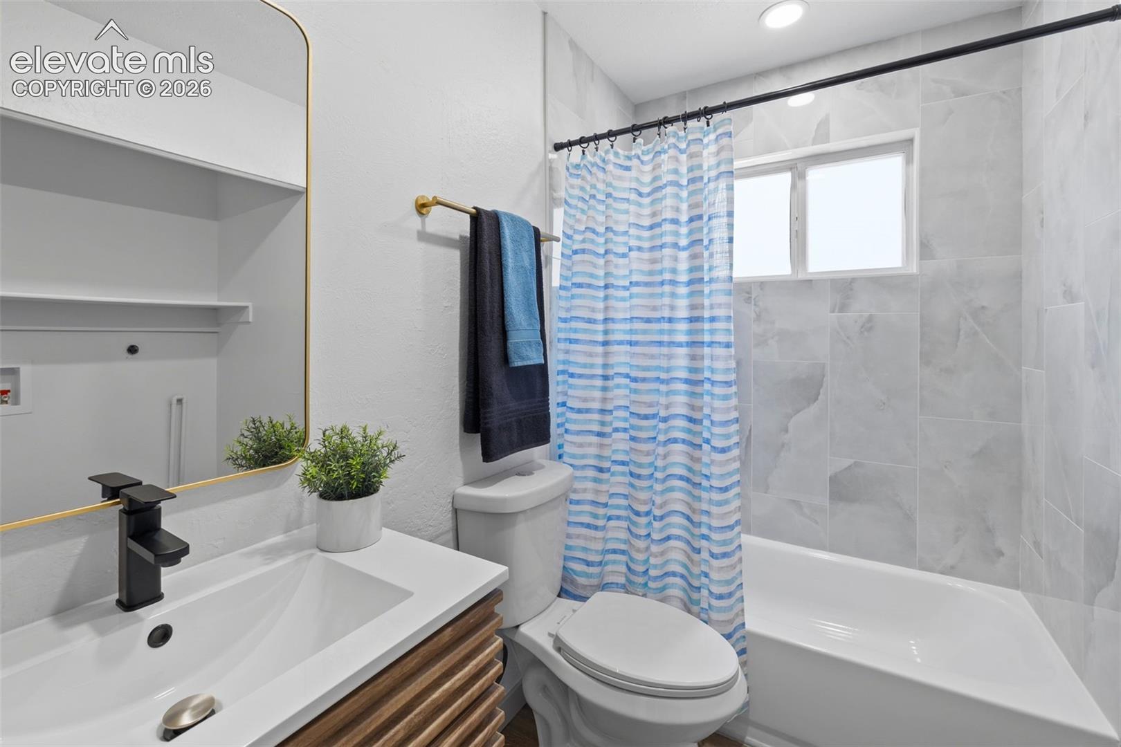 2540 Naples Drive, photo 17
