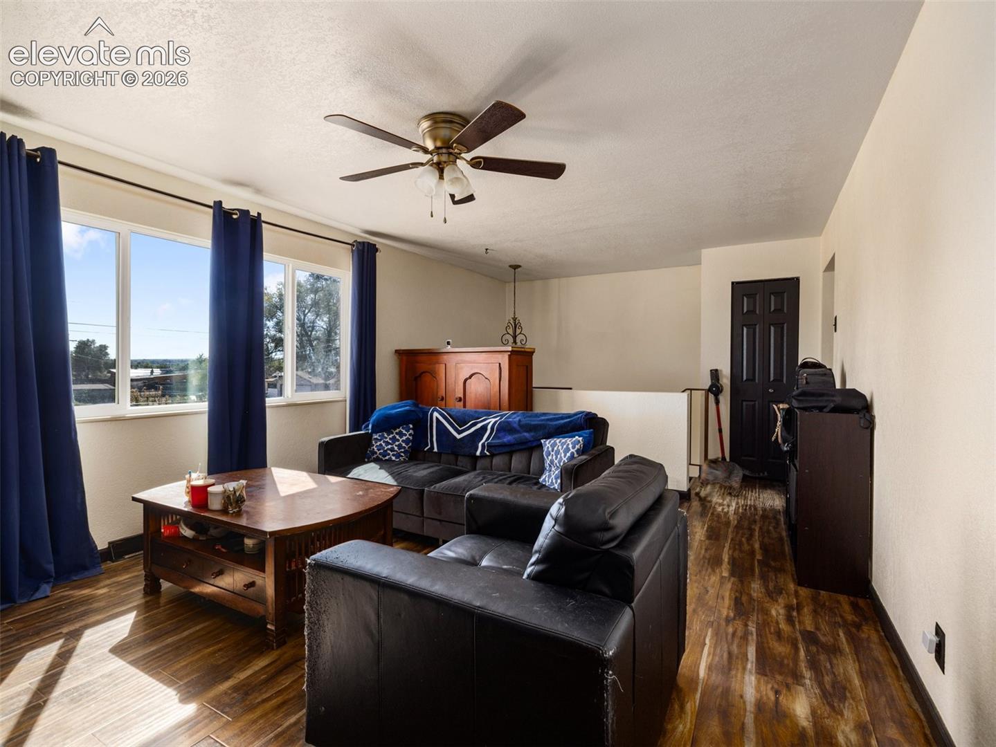 Listing photo 10 for 2303 Cheyenne Avenue