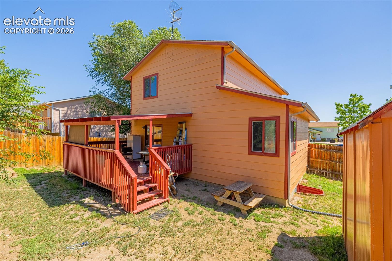 Listing photo 19 for 613 Wheat Field Road