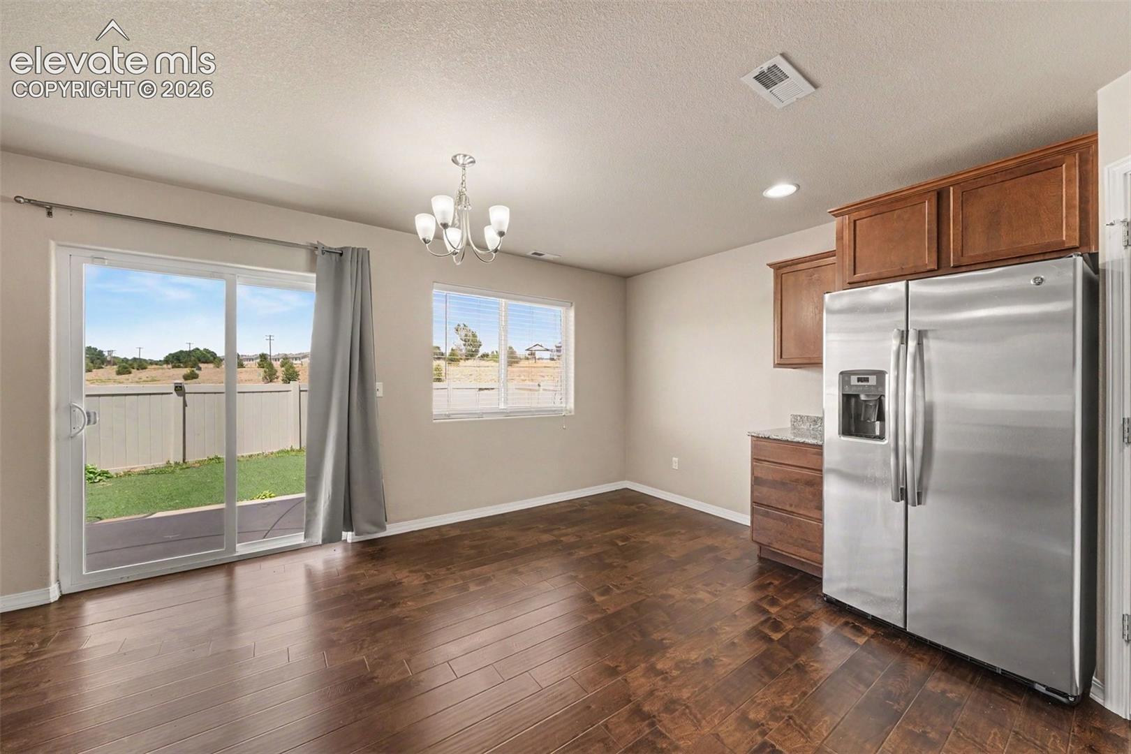 Listing photo 12 for 7444 Primavera Lane