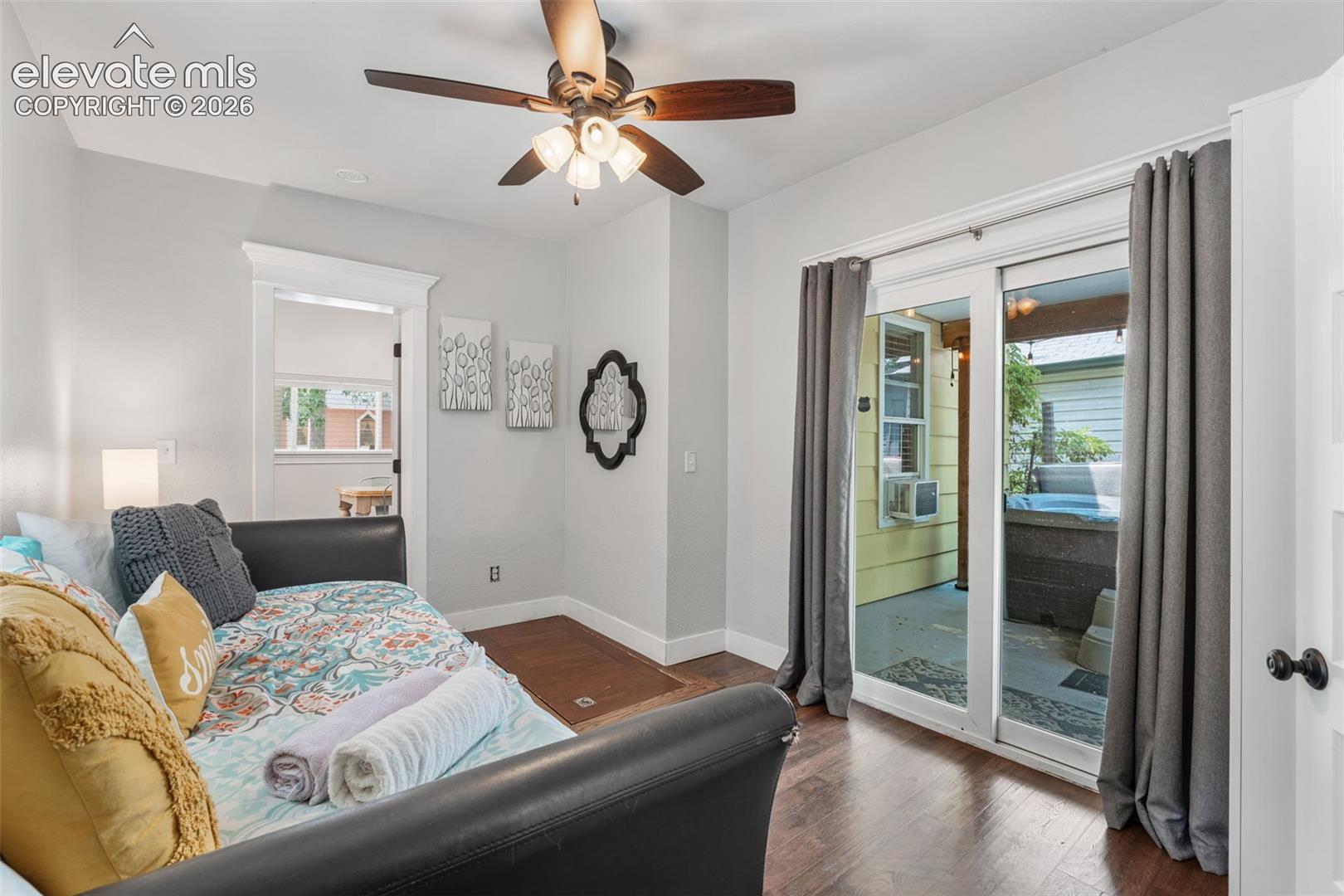 Listing photo 27 for 2130 W Kiowa Street