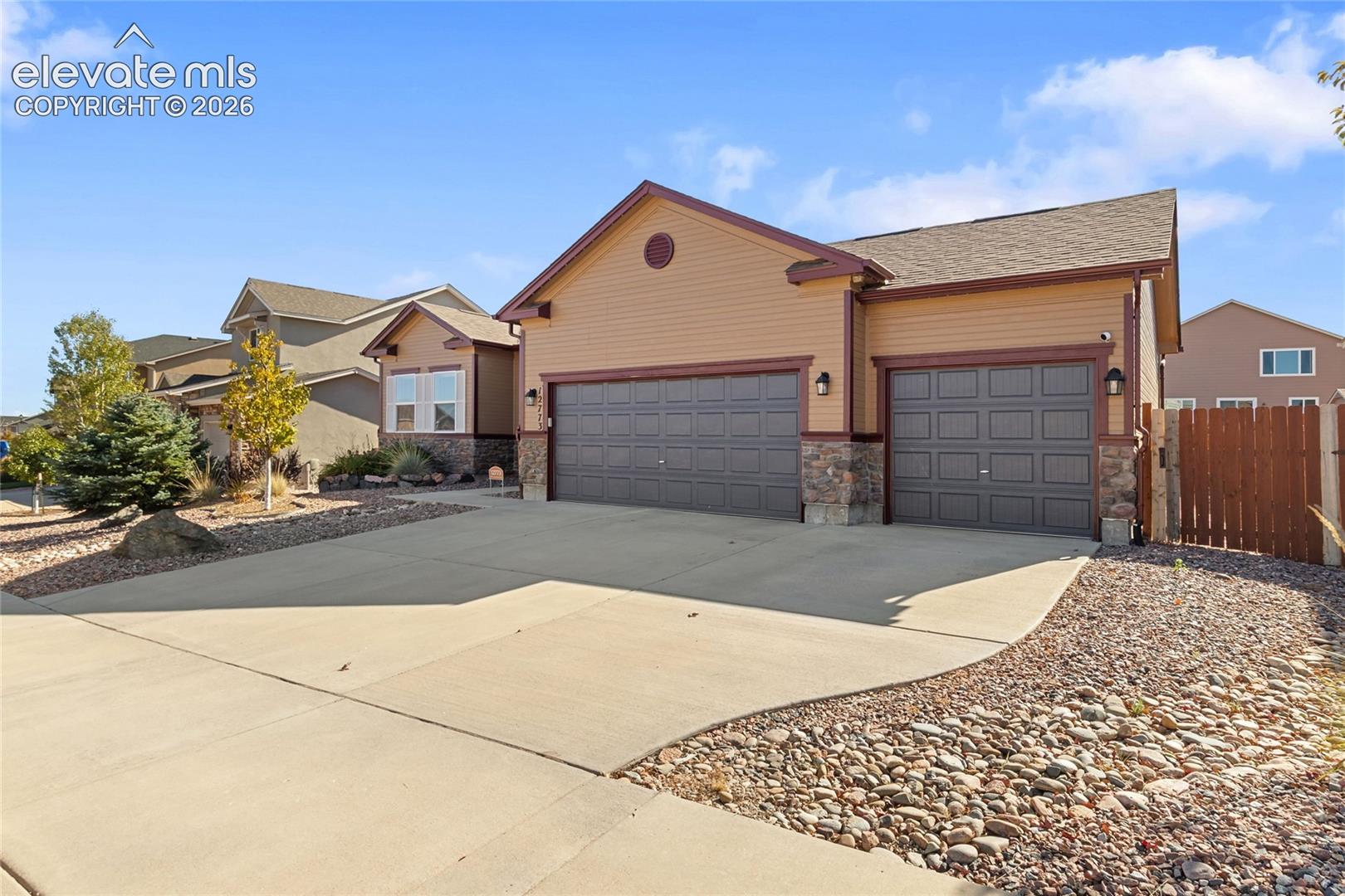 Listing photo 7 for 12773 Mt Harvard Drive