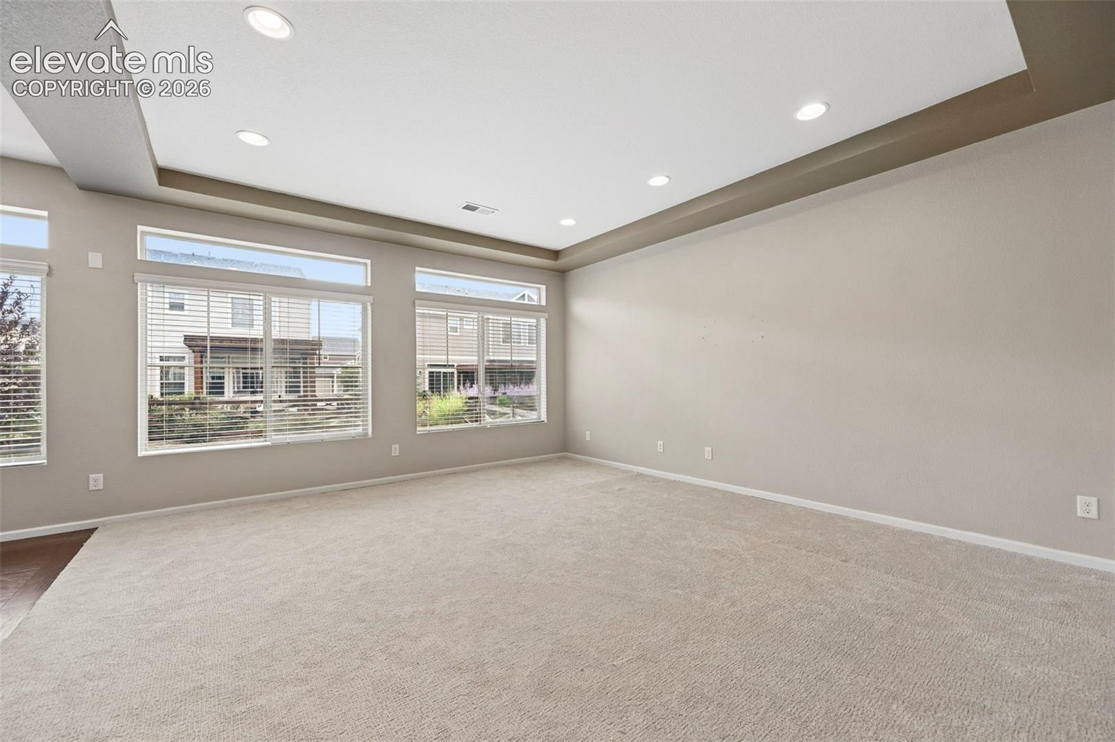 Listing photo 6 for 8803 Briar Brush Lane