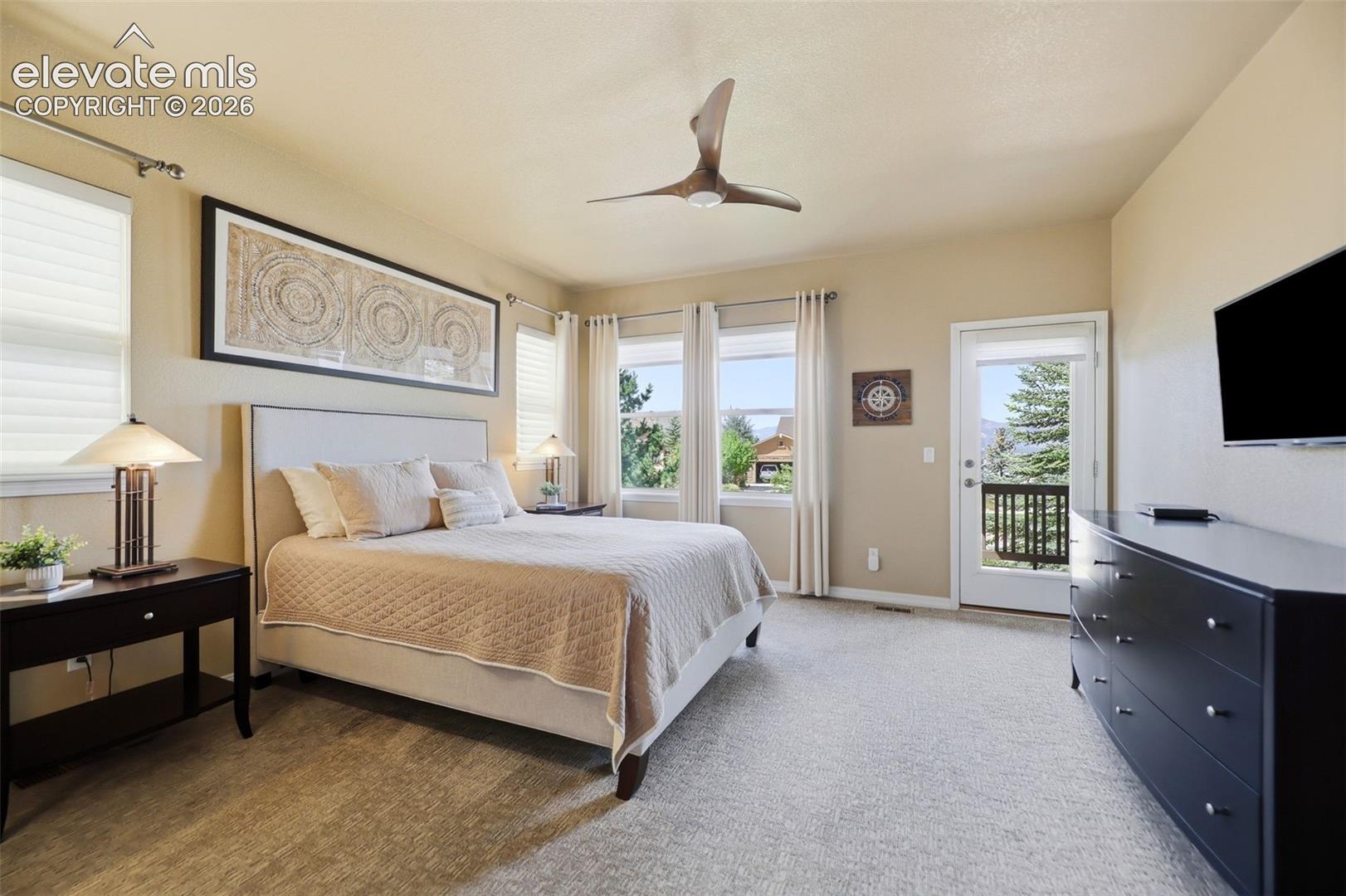 Listing photo 17 for 2415 Veneto Way