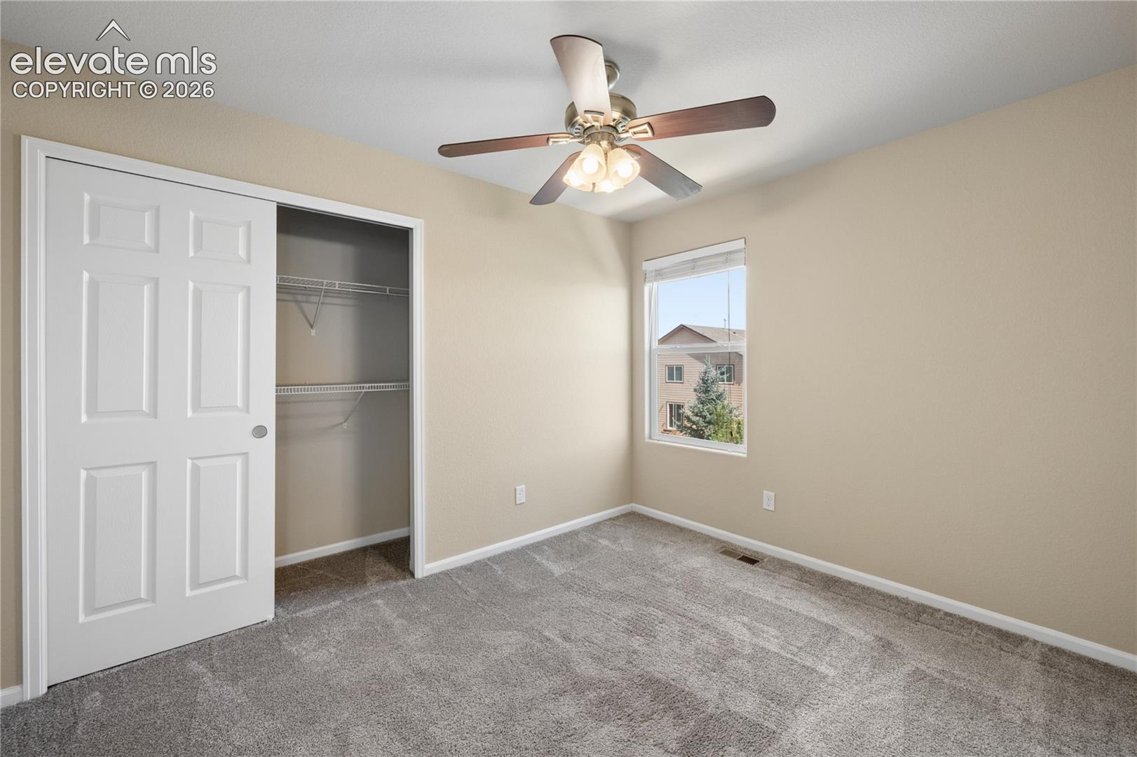 Listing photo 14 for 7183 RED CARDINAL Loop