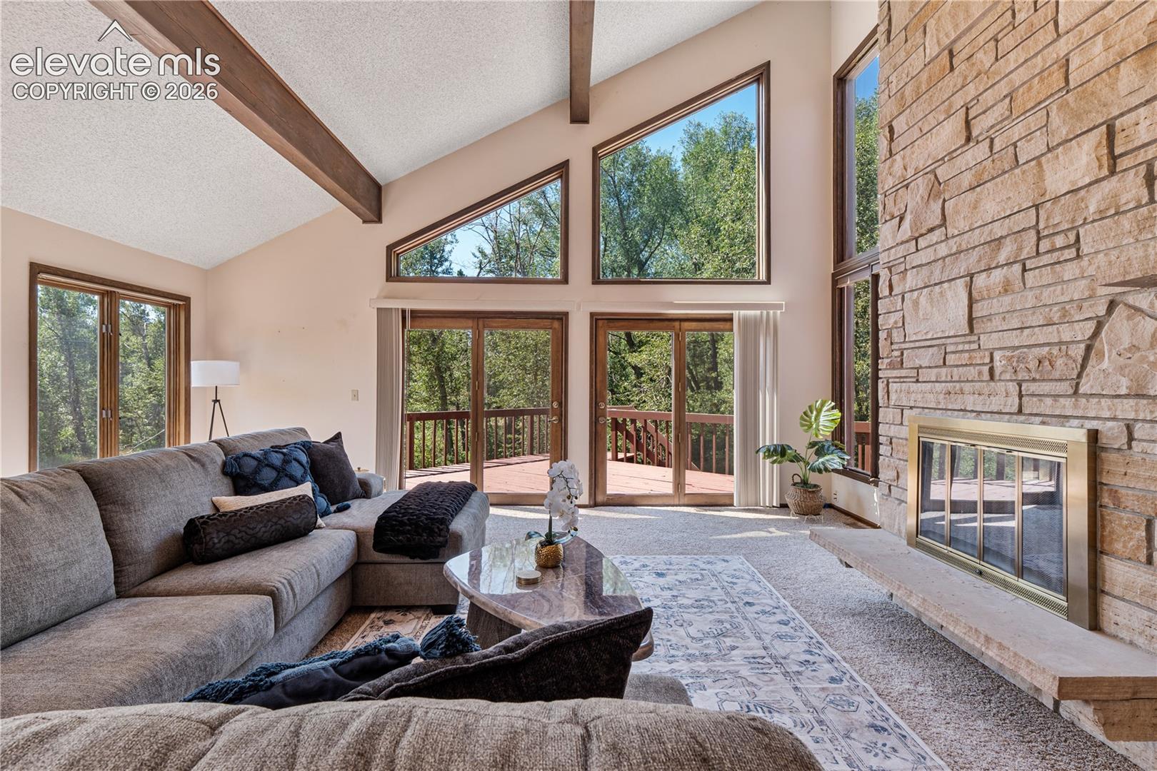 Listing photo 4 for 222 Clio Avenue