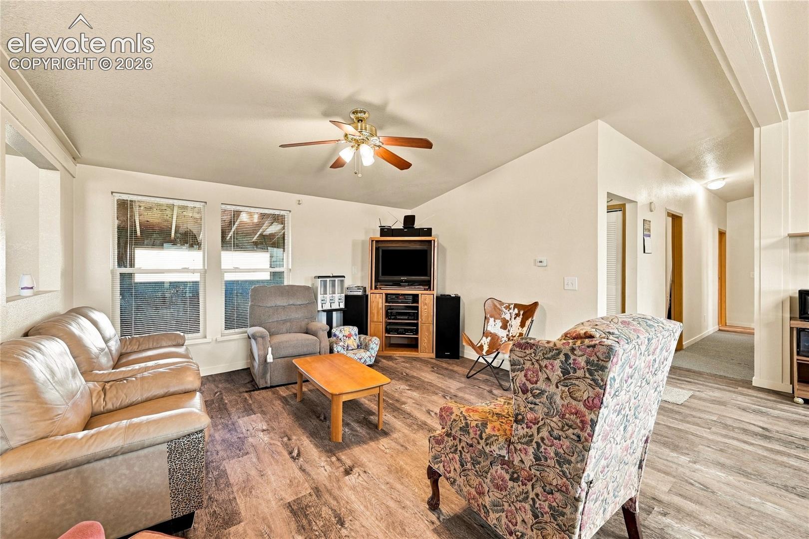 Listing photo 9 for 1497 County Road S