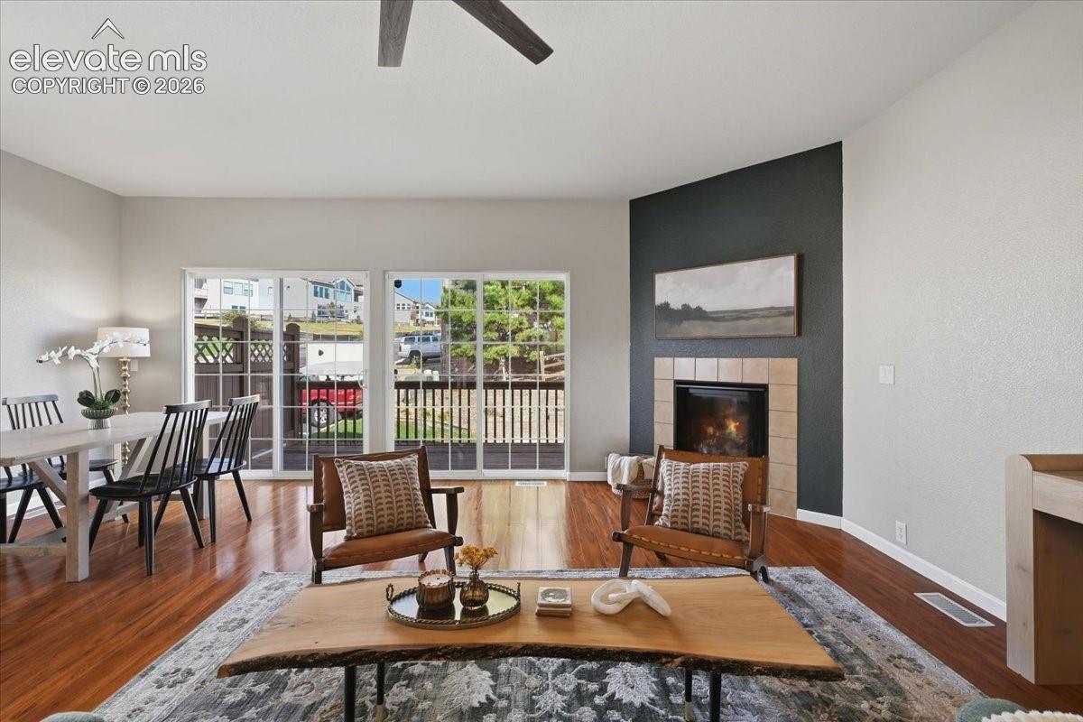 Listing photo 9 for 996 Burning Bush Point