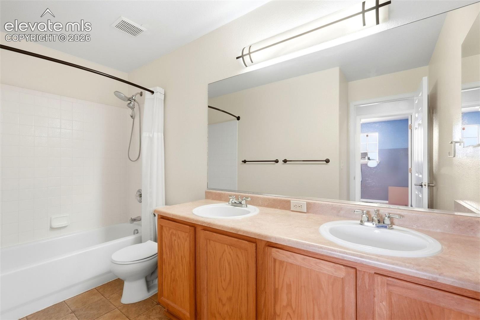 Listing photo 27 for 8931 Oakmont Road