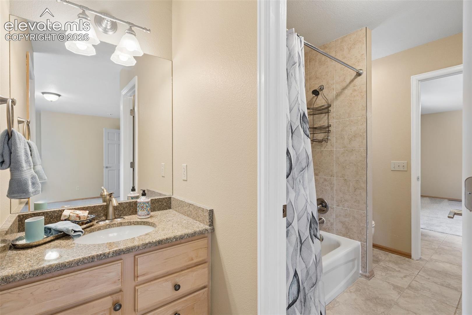 Listing photo 33 for 5830 Broadmoor Bluffs Drive