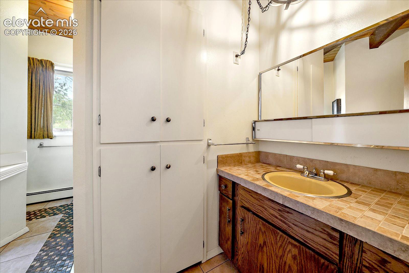 Listing photo 18 for 18640 Cloven Hoof Drive
