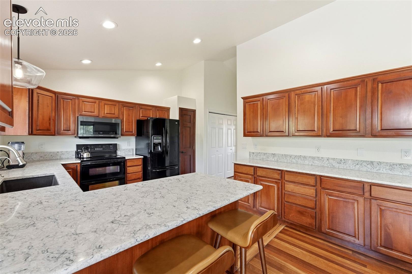 Listing photo 34 for 345 Cheshire Court