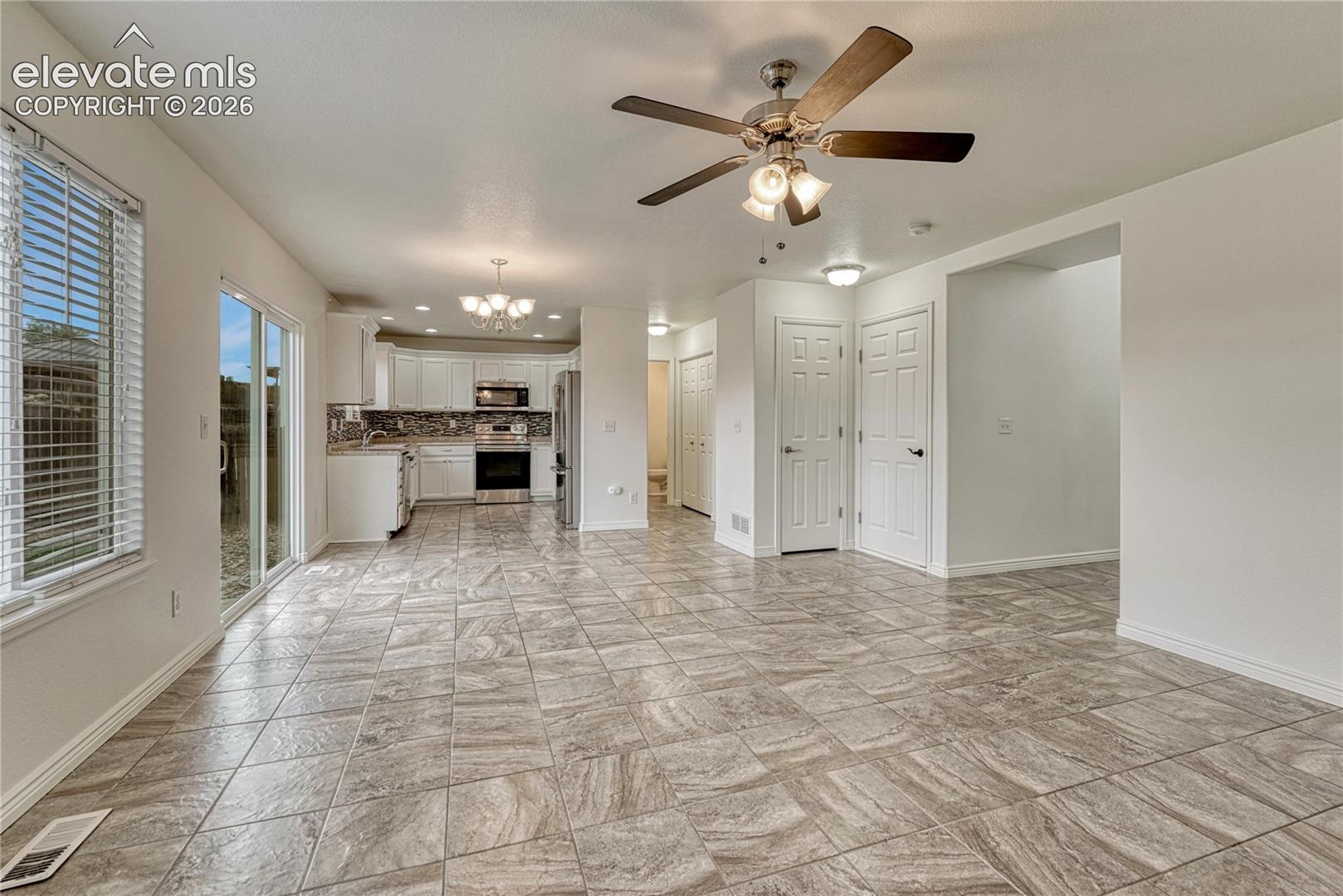 Listing photo 3 for 6020 Dancing Sun Way