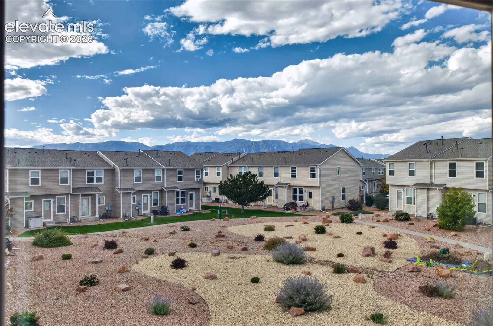 Listing photo 25 for 10576 Wells Point