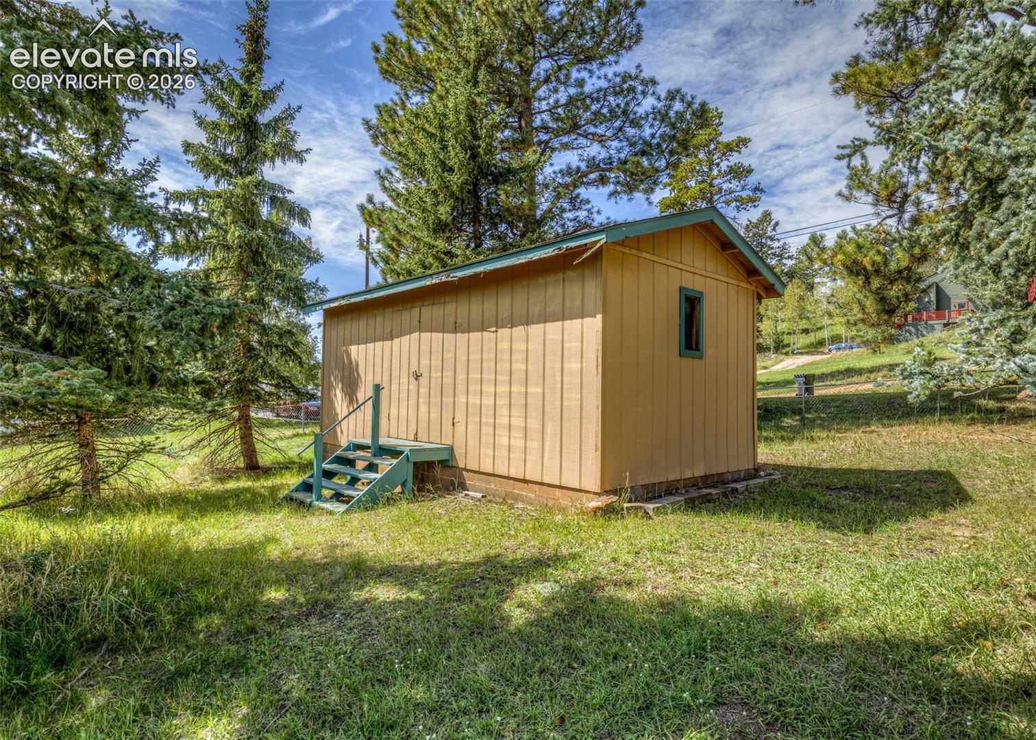 505 Gunnison Avenue, photo 27