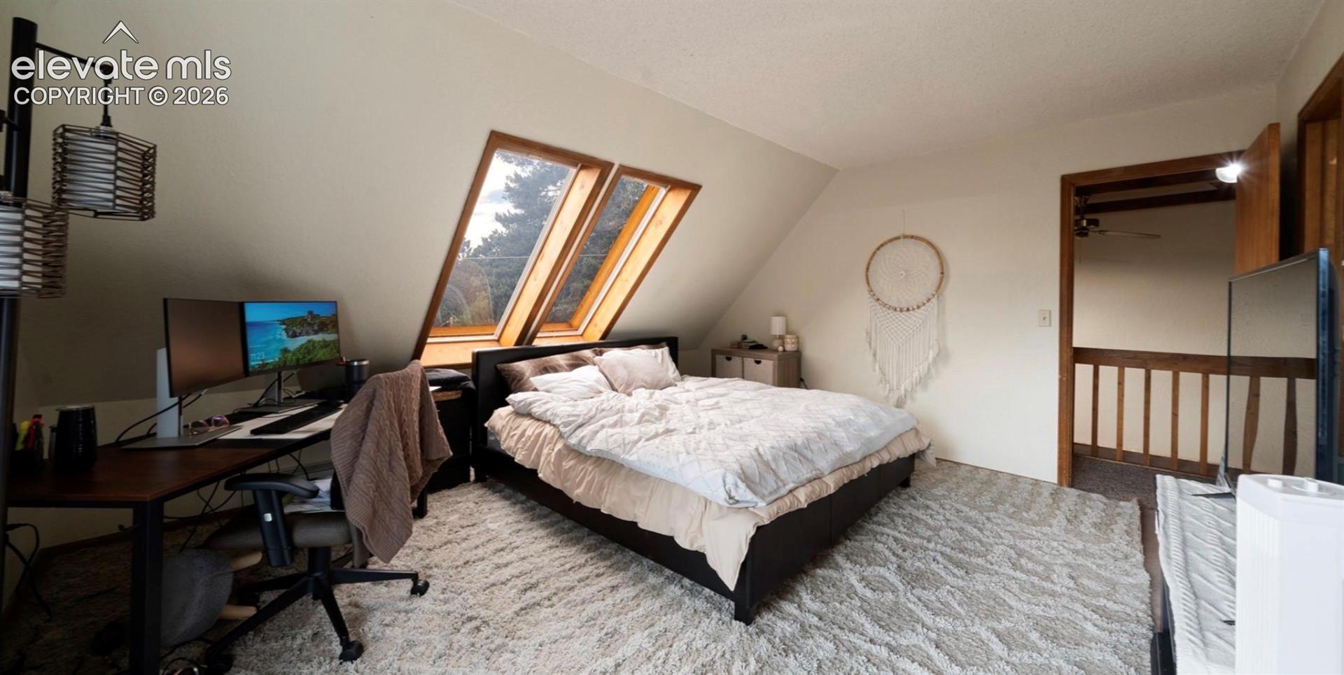 Listing photo 18 for 410 Hillcrest Avenue