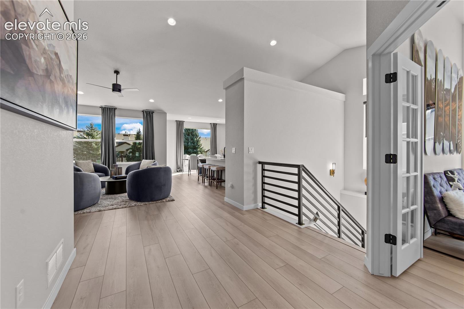 Listing photo 22 for 6575 Vistancia Avenue
