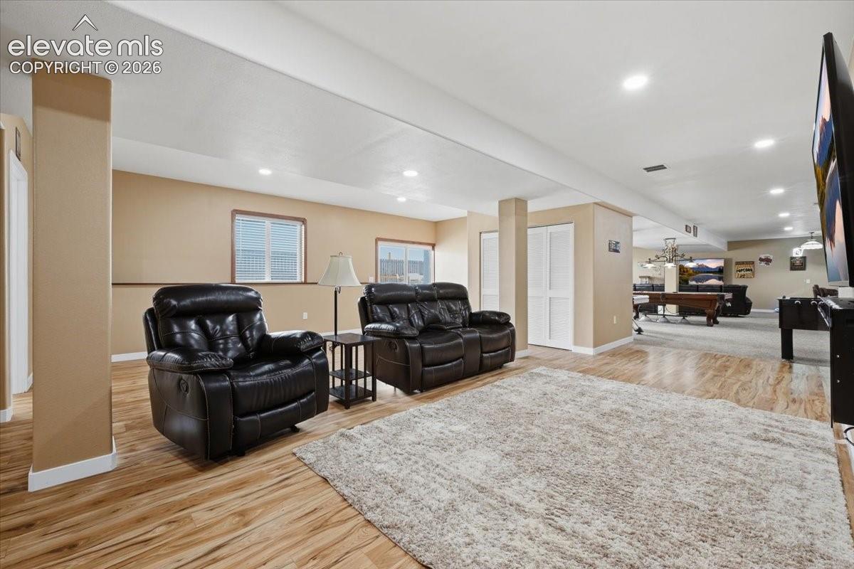 Listing photo 34 for 1516 N Platteville Boulevard