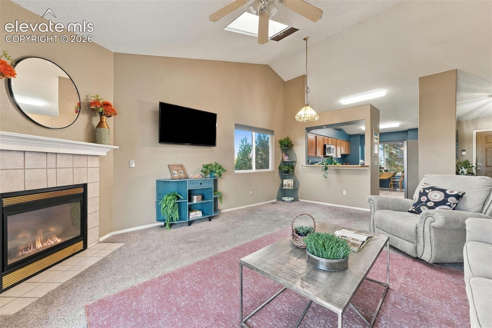 Listing photo 9 for 8140 Radcliff Drive