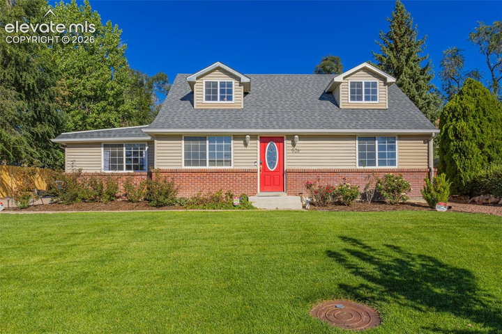 526 Loomis Avenue — listing photo