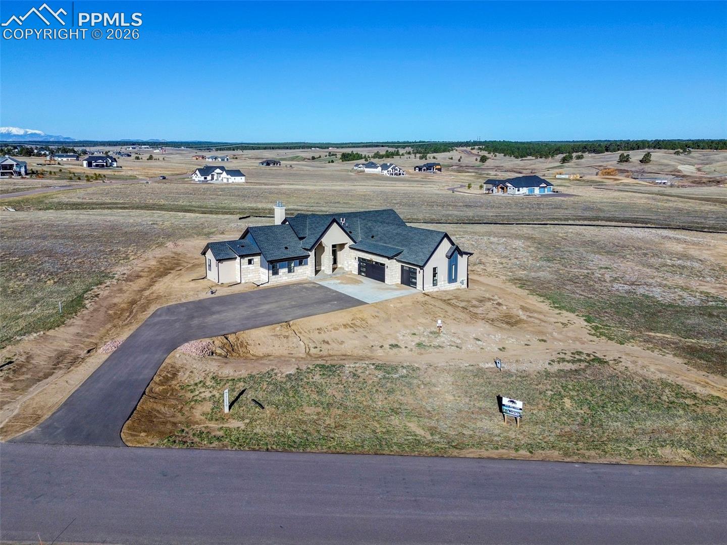 Listing photo 3 for 17110 Early Light Drive