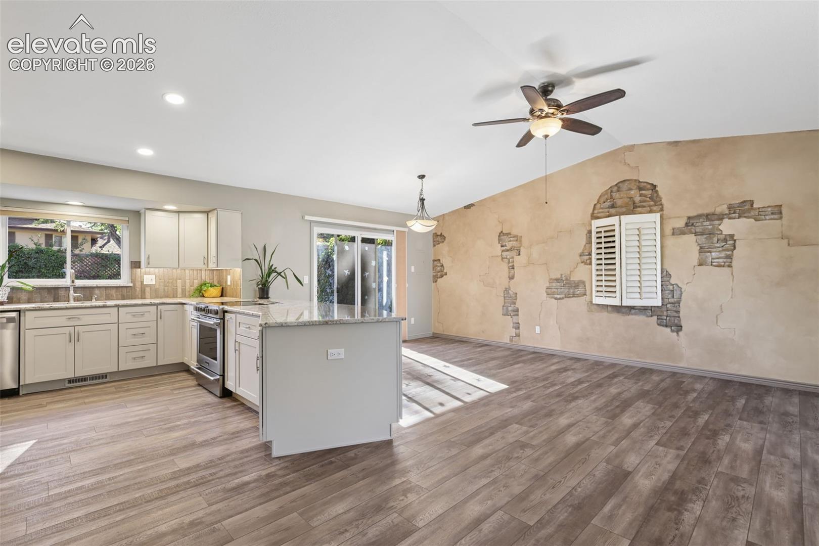 6723 Bishop Drive, photo 6